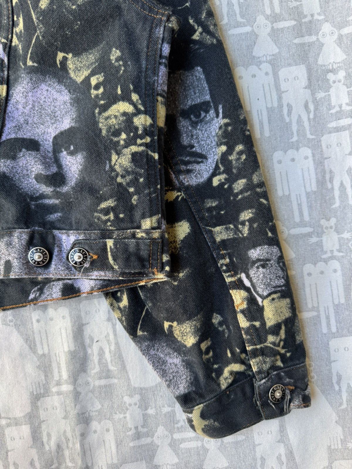 Jean Paul Gaultier Jean Paul Gaultier AW92 Face Print Jacquard Trucker Jacket Size US XL / EU 56 / 4 - 11 Thumbnail