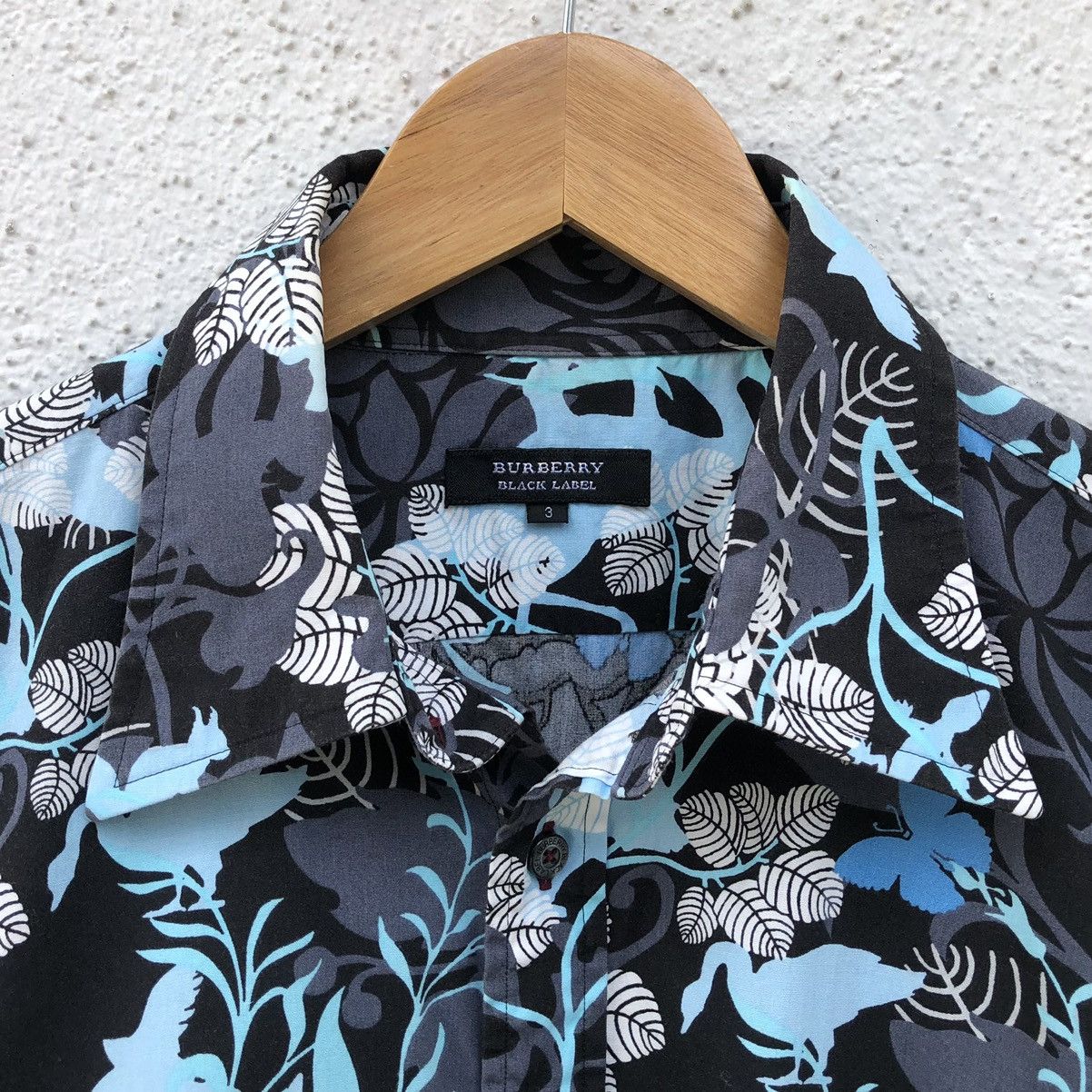 Burberry Burberry Black Label Aloha Shirt Size US M / EU 48-50 / 2 - 12 Thumbnail