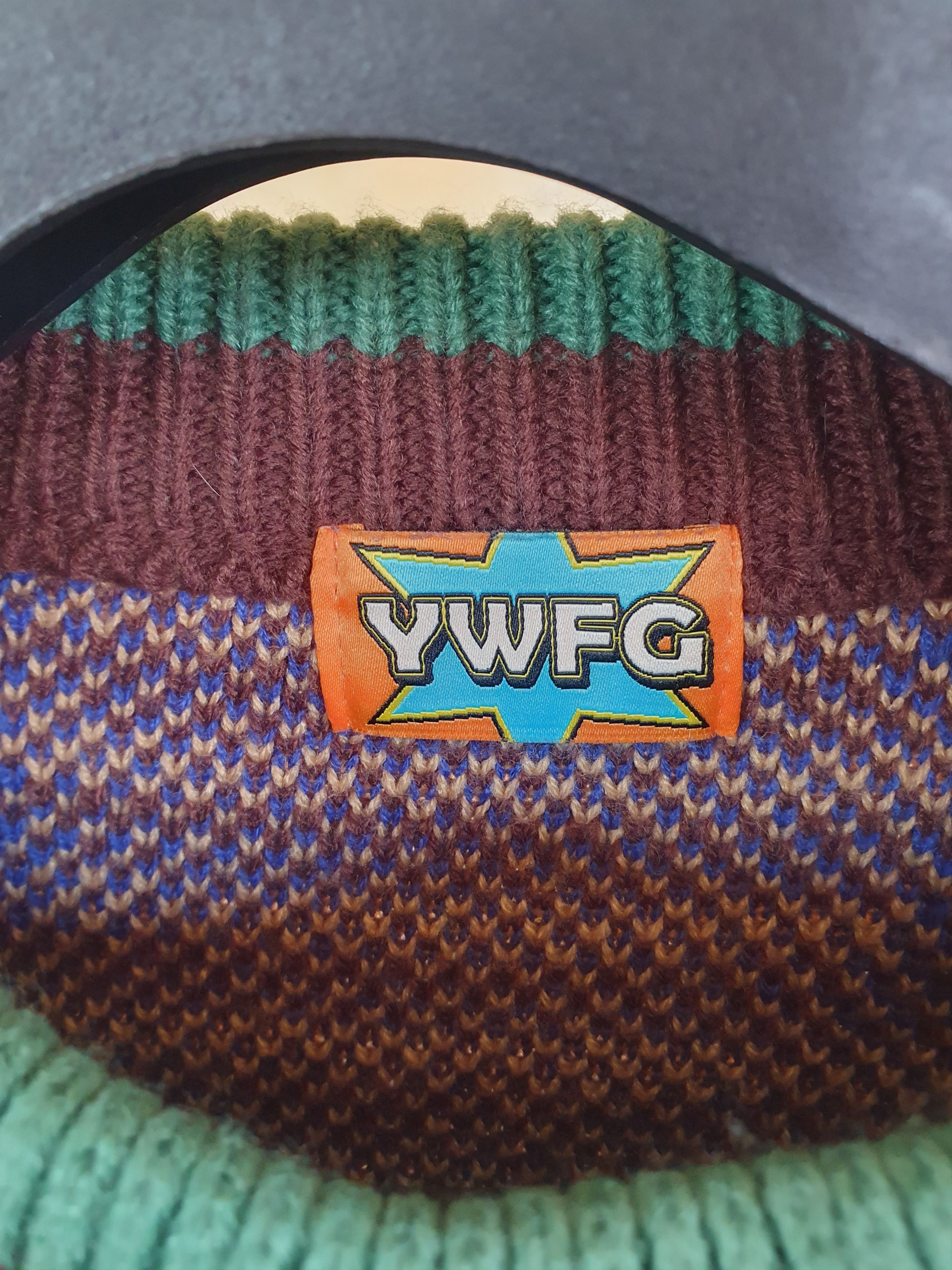 Other YWFG Sweater Stars Indie Fall Knitt Unisex sz M Size US M / EU 48-50 / 2 - 2 Thumbnail