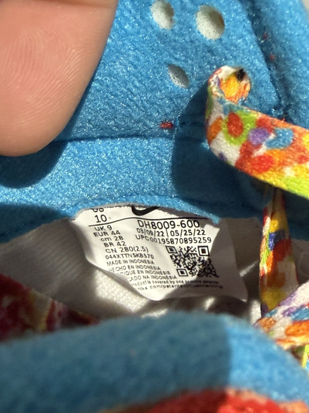 Nike Size 10 - Nike Dunk Low Fruity Pebbles Lebron James Size US 10 / EU 43 - 9 Thumbnail