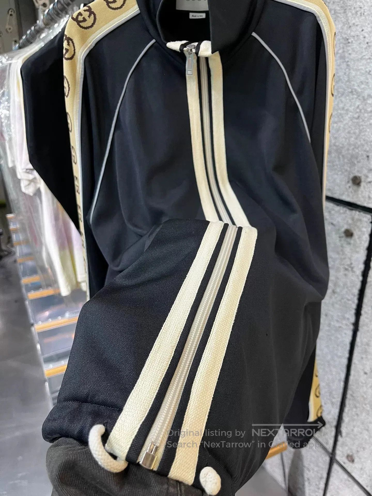 Gucci Gucci Black Coat Size M. Size US M / EU 48-50 / 2 - 6 Thumbnail