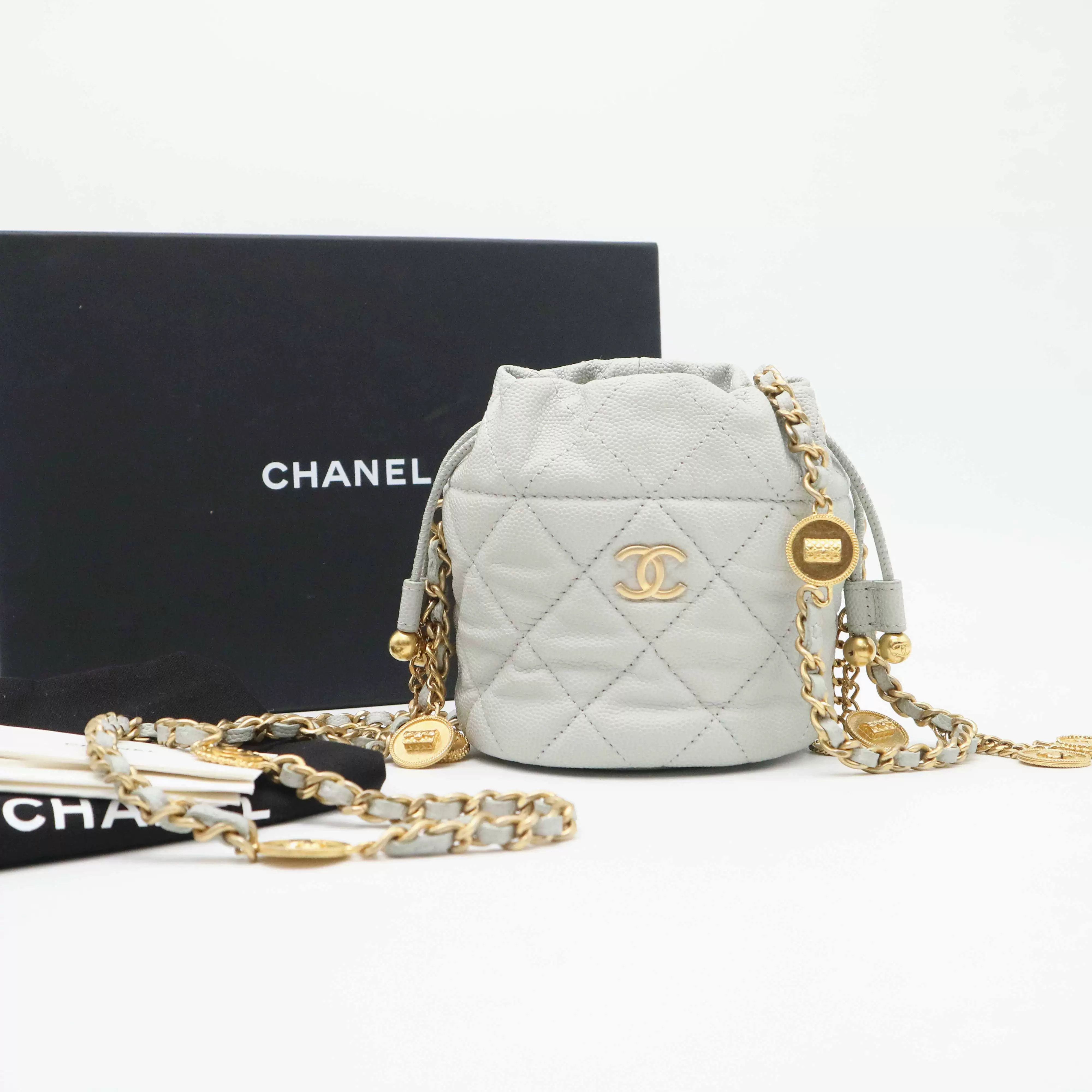 Chanel Pre-loved Bag Very good condition Size ONE SIZE - 1 Thumbnail