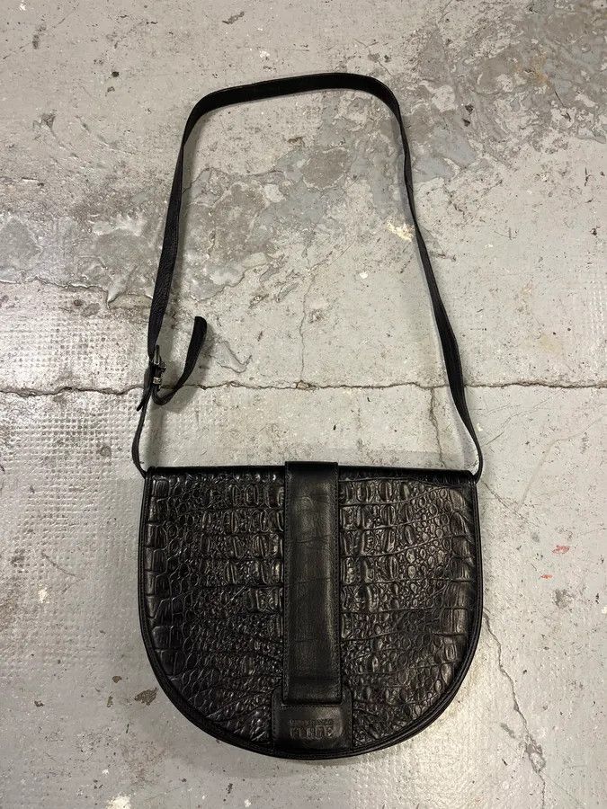 Gianfranco Ferre 2000s Gianfranco Ferré Black Leather Crocodile Embossed Bag Size ONE SIZE - 1 Thumbnail
