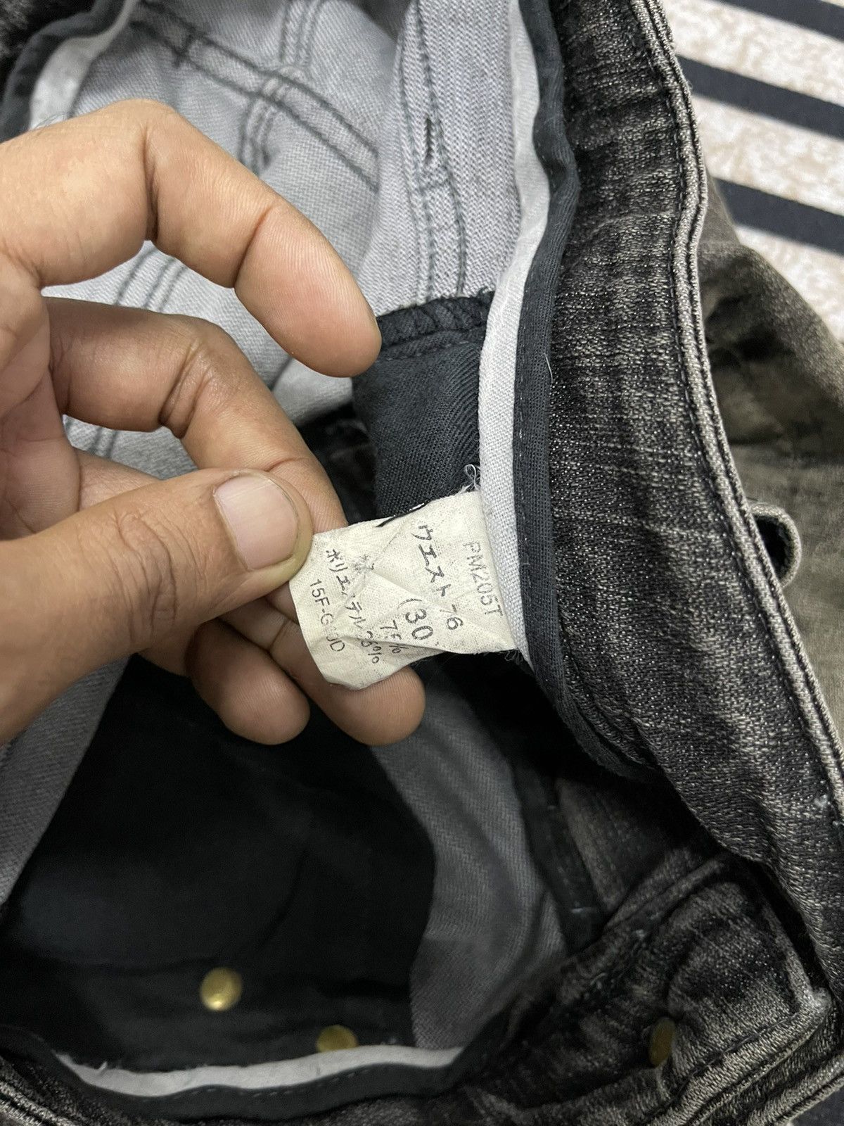 If Six Was Nine 2000s IFSIXWASNINE INSPIRED DISTRESSED FLARE JEANS Size US 30 / EU 46 - 8 Thumbnail