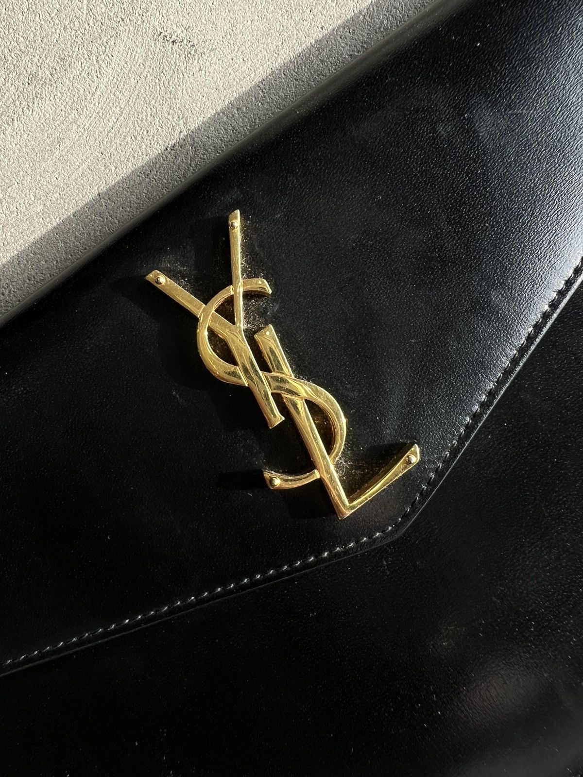 Yves Saint Laurent Saint Laurent Uptown Pouch Size ONE SIZE - 2 Thumbnail
