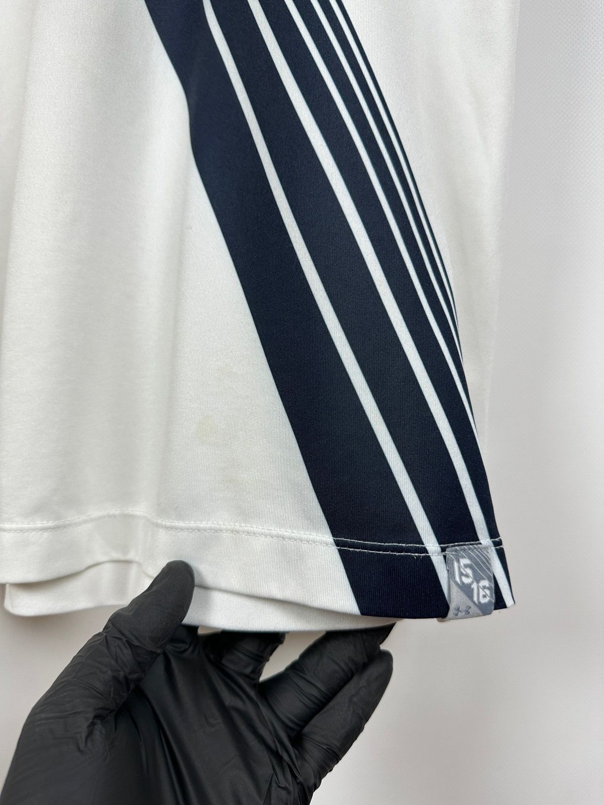 Under Armour 2015/16 Under Armour Tottenham Hotspur Home Soccer Jersey Size US M / EU 48-50 / 2 - 8 Thumbnail