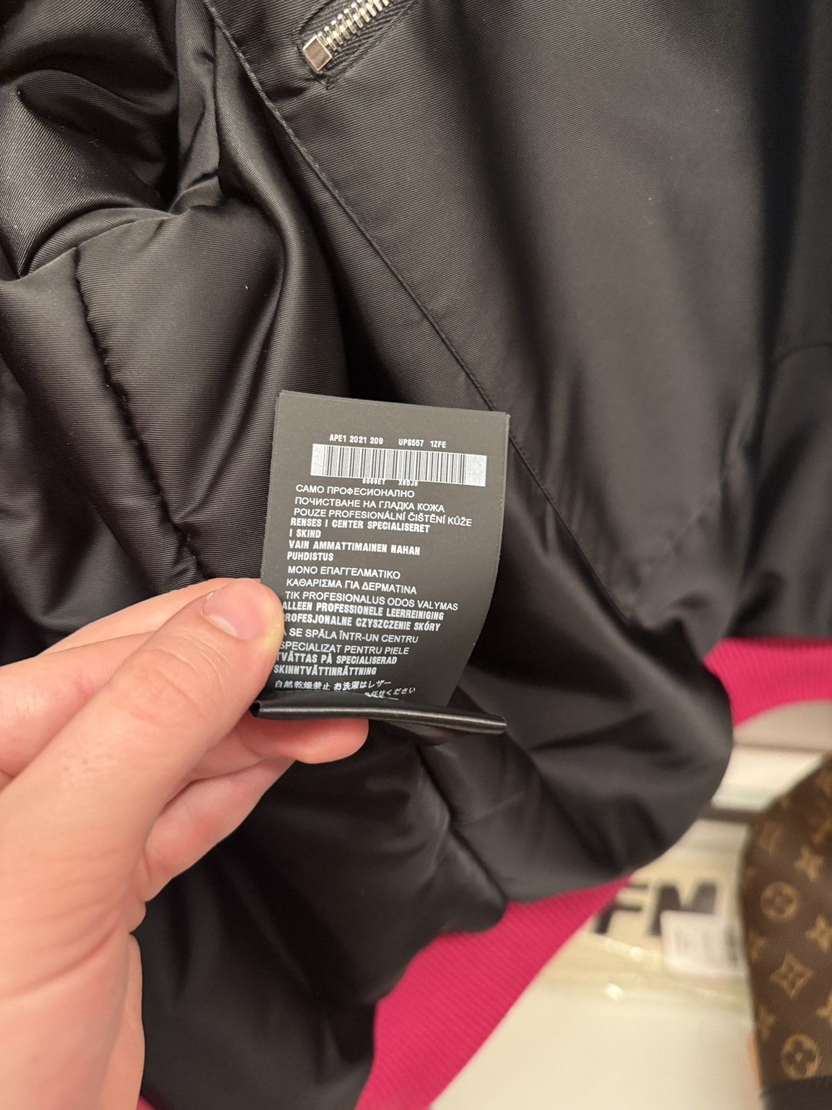 Prada Prada Nappa leather runway bomber Pink Size US M / EU 48-50 / 2 - 16 Thumbnail