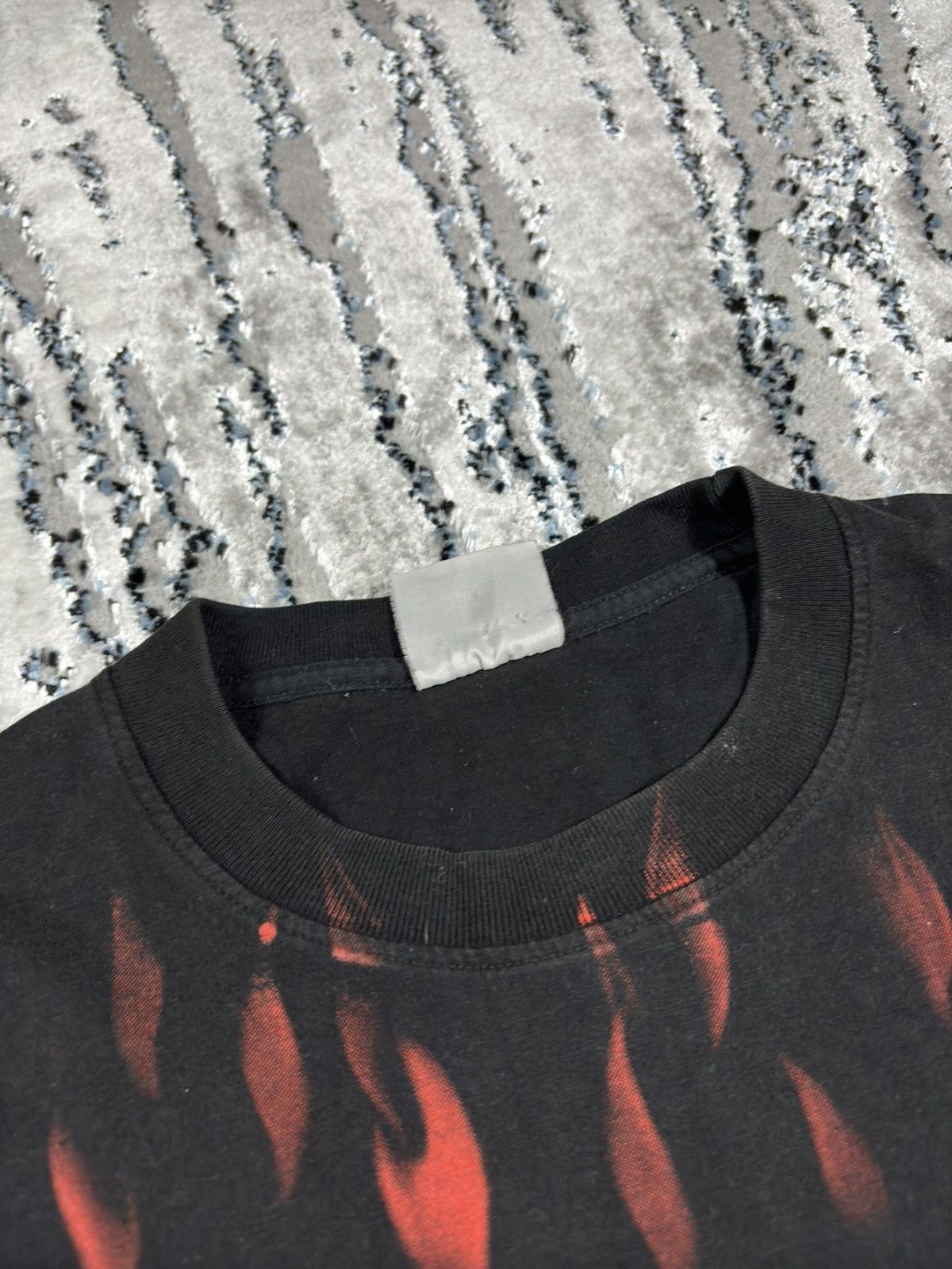 Harley Davidson Vintage Iron Caravan Choppers flame skull t shirt tee 90s Size US XL / EU 56 / 4 - 2 Thumbnail
