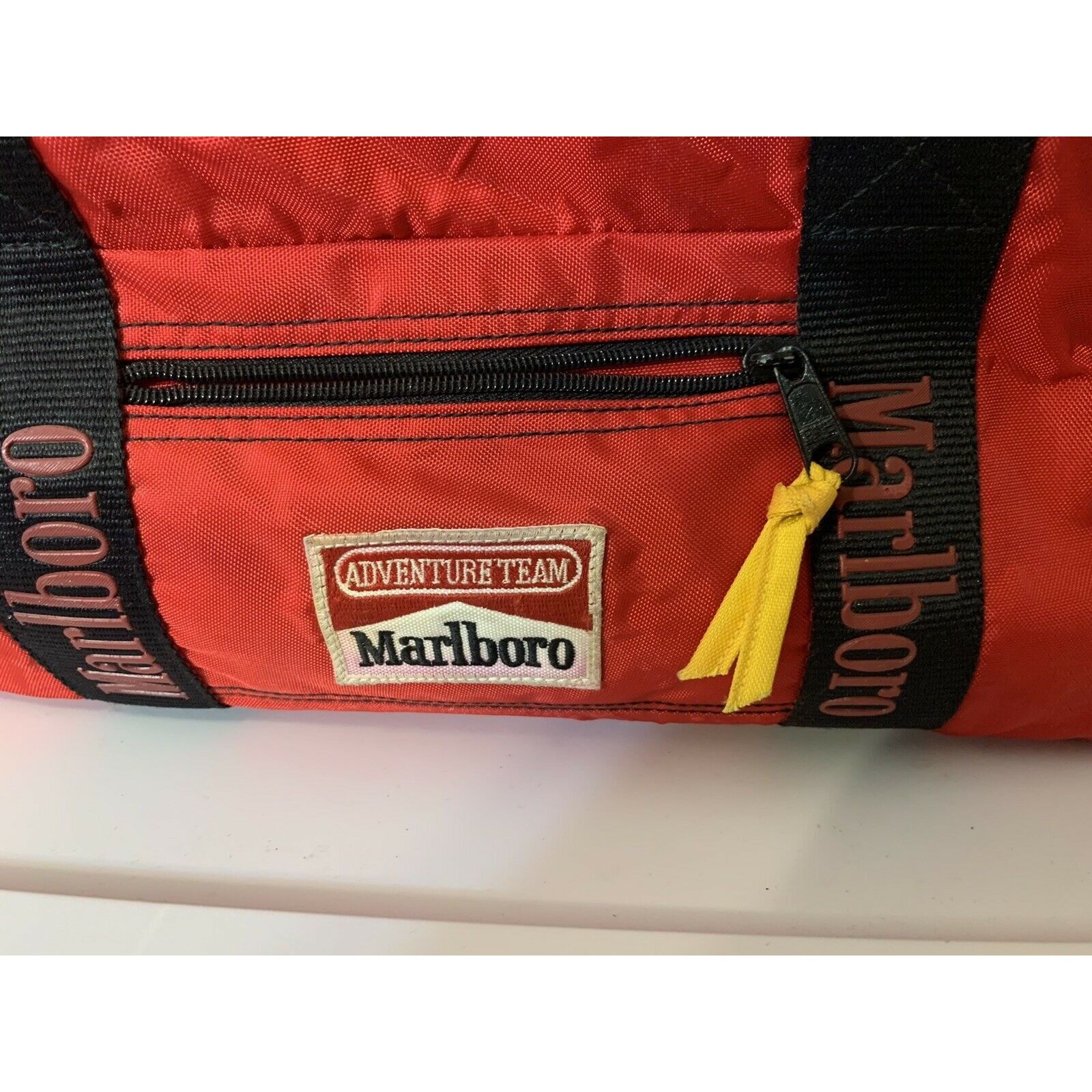 Marlboro Adventure Team VTG Marlboro ADVENTURE TEAM LIZARD ROCK Red LARGE Bag Cooler Size ONE SIZE - 6 Thumbnail