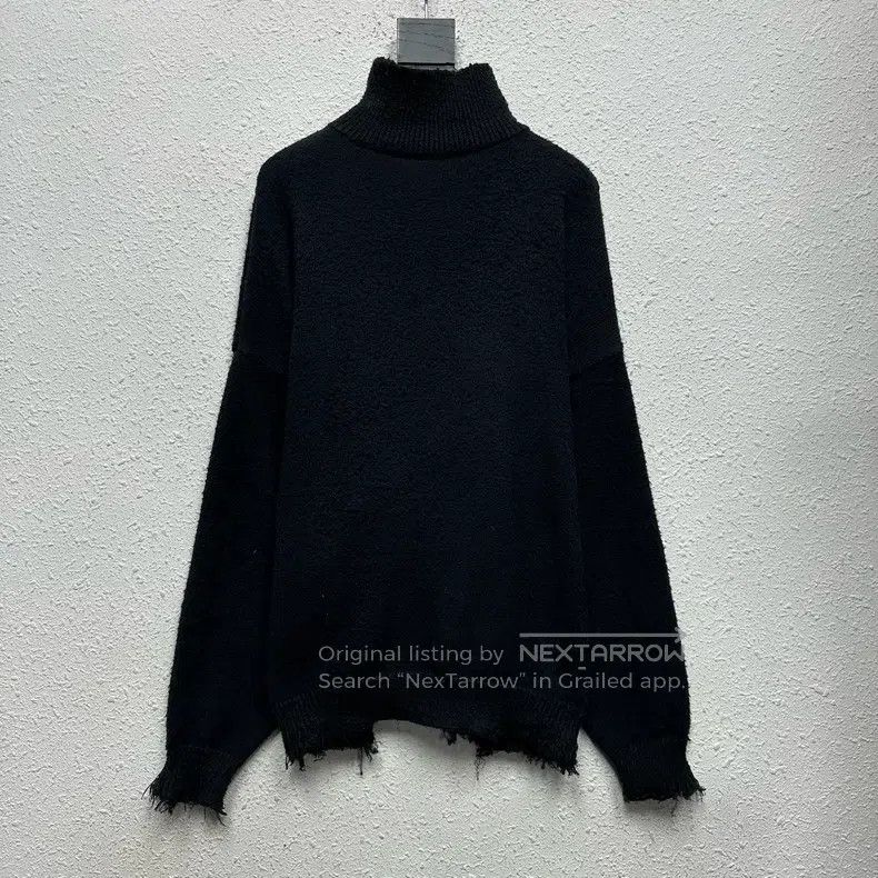 Balenciaga Balenciaga Distressed high-neck knit sweater Size US S / EU 44-46 / 1 - 2 Thumbnail