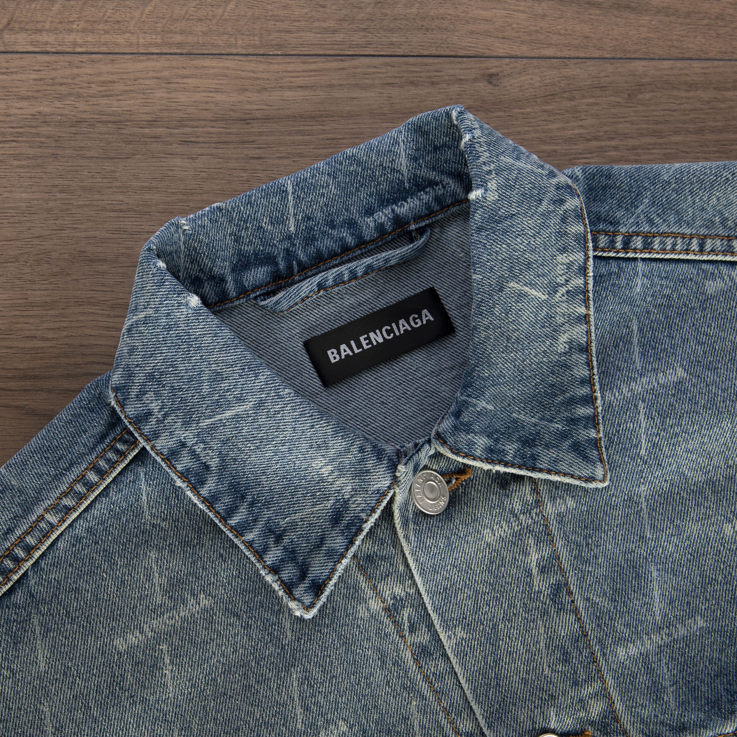 Balenciaga Large Fit Jacket In Stonewashed Blue Lasered Denim Size 50 Size US M / EU 48-50 / 2 - 10 Thumbnail