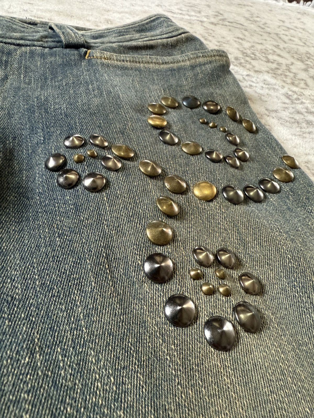 Tornado Mart Tornado Mart Artisanal Studded Tribal Mud Wash Flare Jeans Size US 29 - 6 Thumbnail