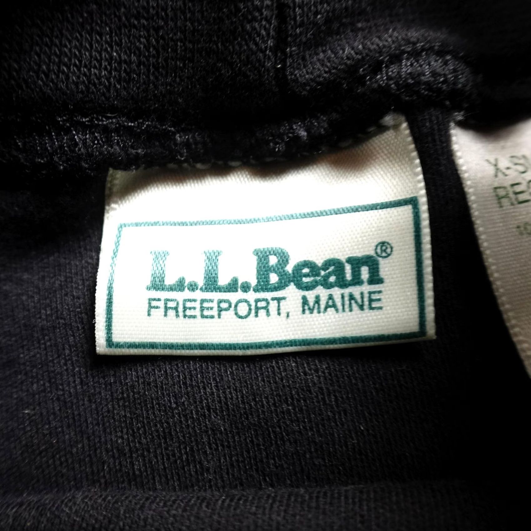 Vintage VINTAGE LL Bean Shirt Womens XS Black Mock Neck Long Sleeve Baselayer Tee Top USA Size XS / US 0-2 / IT 36-38 - 4 Thumbnail