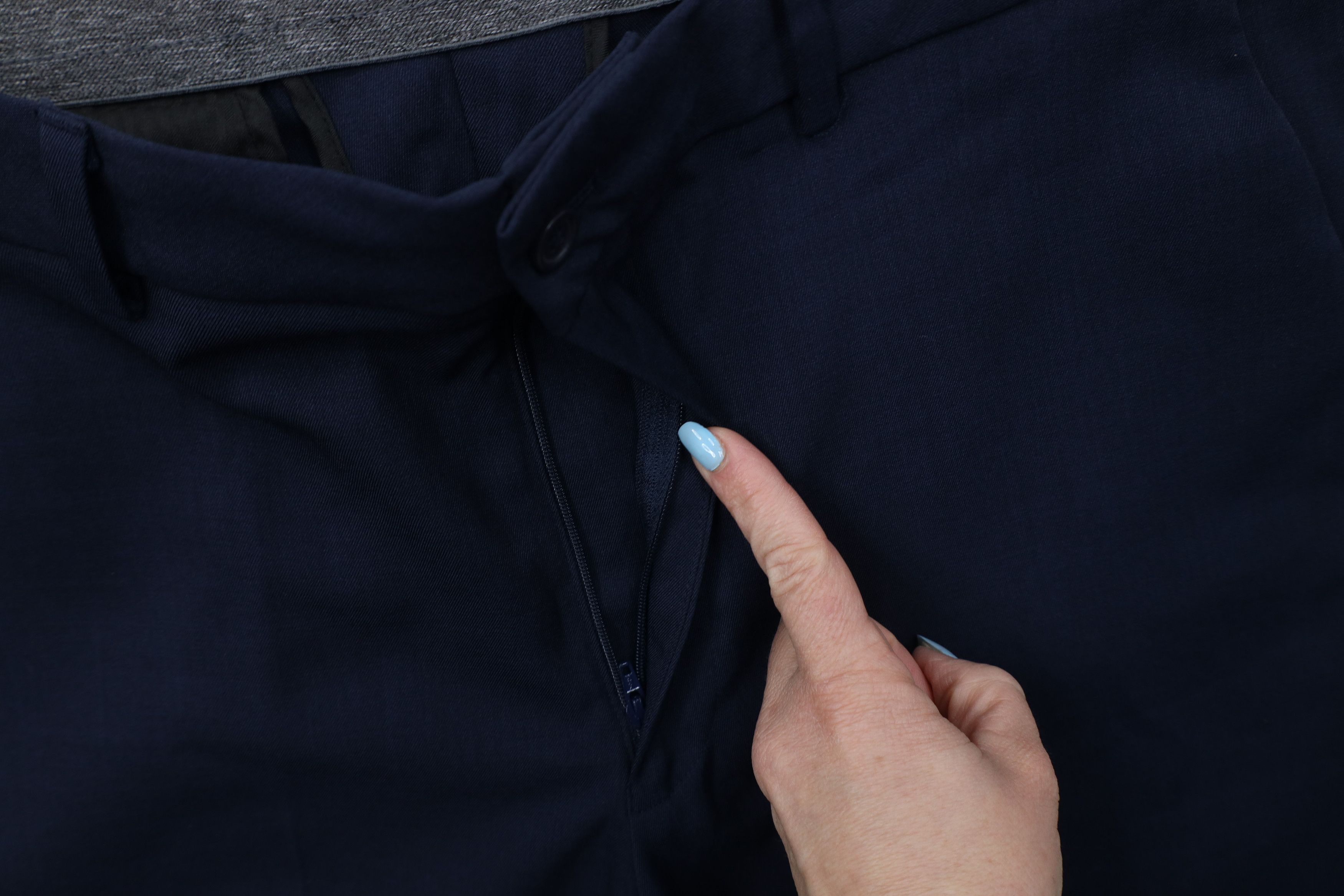 DKNY DKNY Straight Leg Knit Chino Pants Trousers Slacks Navy Blue Size US 36 / EU 52 - 7 Thumbnail