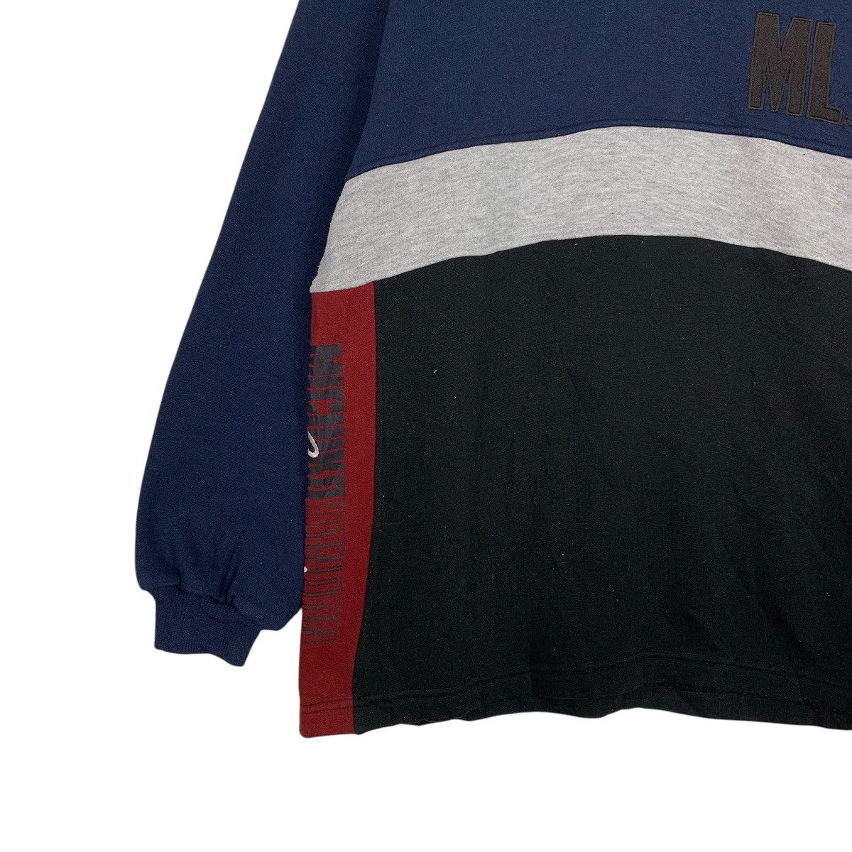 Michiko Koshino London Michiko London Jeans Clor Block sweater Size US M / EU 48-50 / 2 - 3 Thumbnail