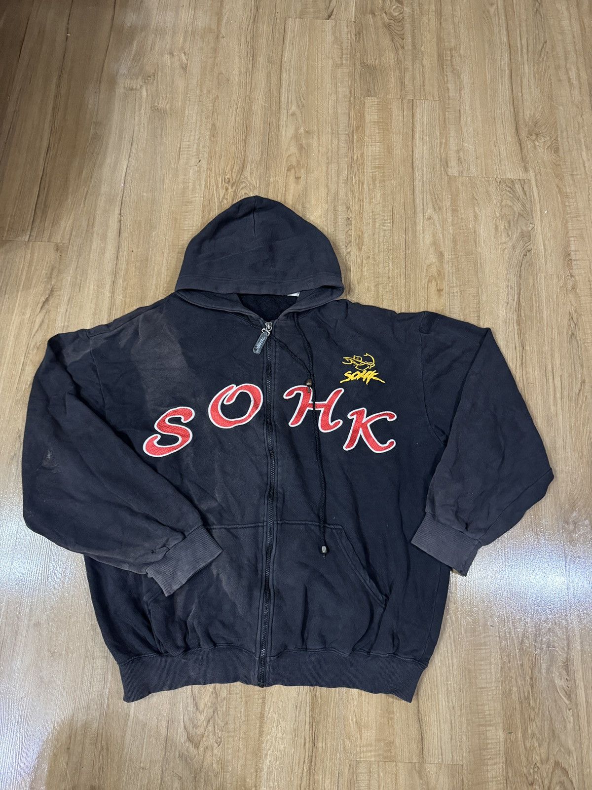 Rap Tees VINTAGE SCHOOL OF HARD KNOCKS HOODIE Size US XXL / EU 58 / 5 - 1 Thumbnail