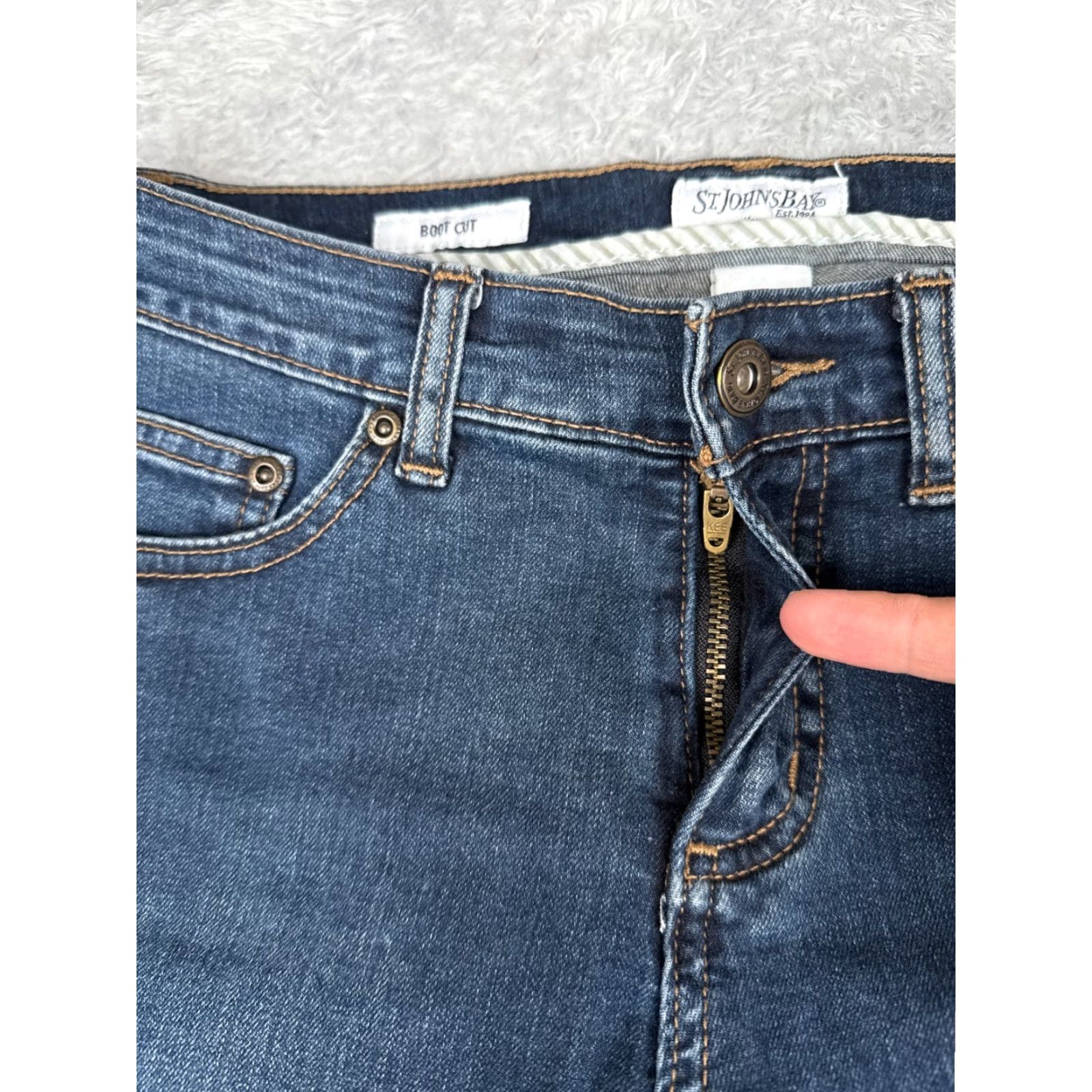 Vintage St. John's Bay Women's Bootcut Jeans 4P Blue Denim Dark Wash 29x29 Size 27" / US 4 / IT 40 - 5 Thumbnail