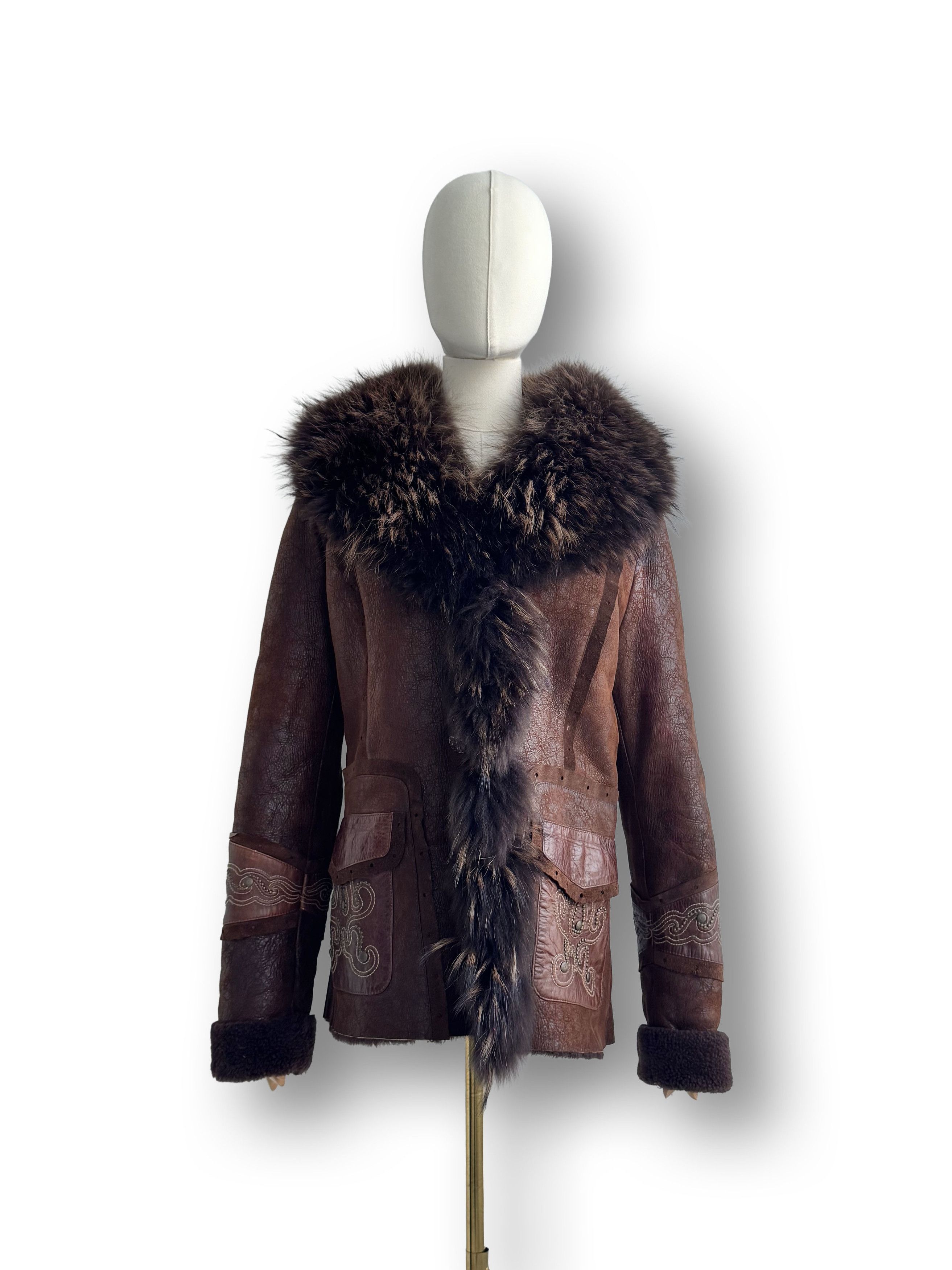 Vintage Real Sheepskin Coat With Real Fur Details From The 90's(V349 Size S / US 4 / IT 40 - 1 Thumbnail