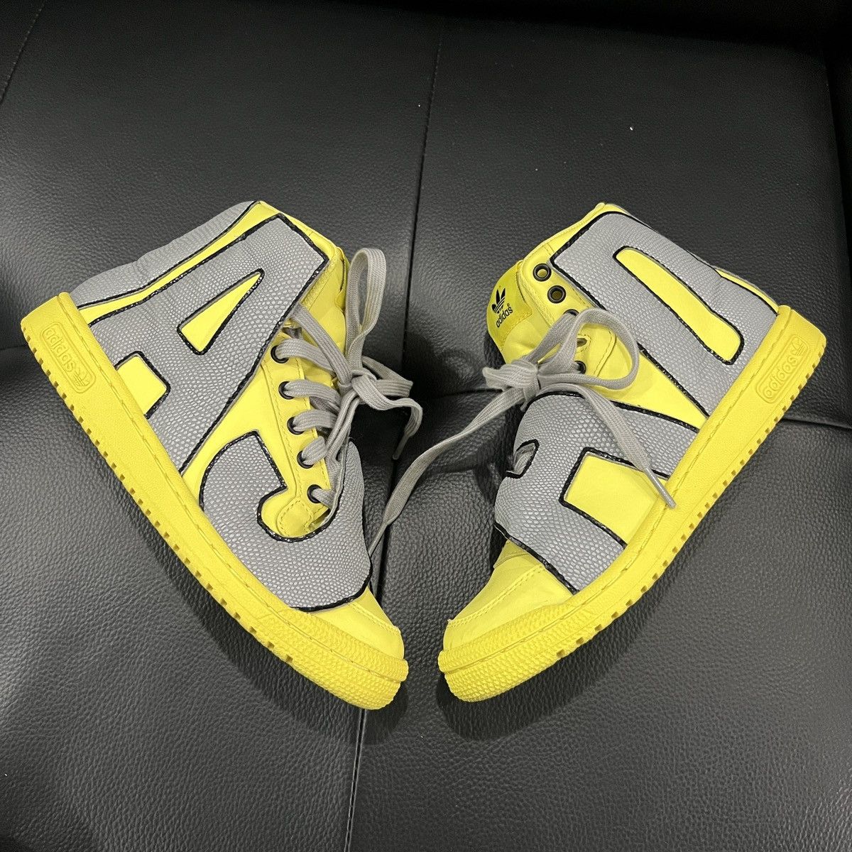 Jeremy Scott Adidas by Jeremy Scott 3M Reflective Logo Strap Sneakers Size US 6 / IT 36 - 3 Thumbnail