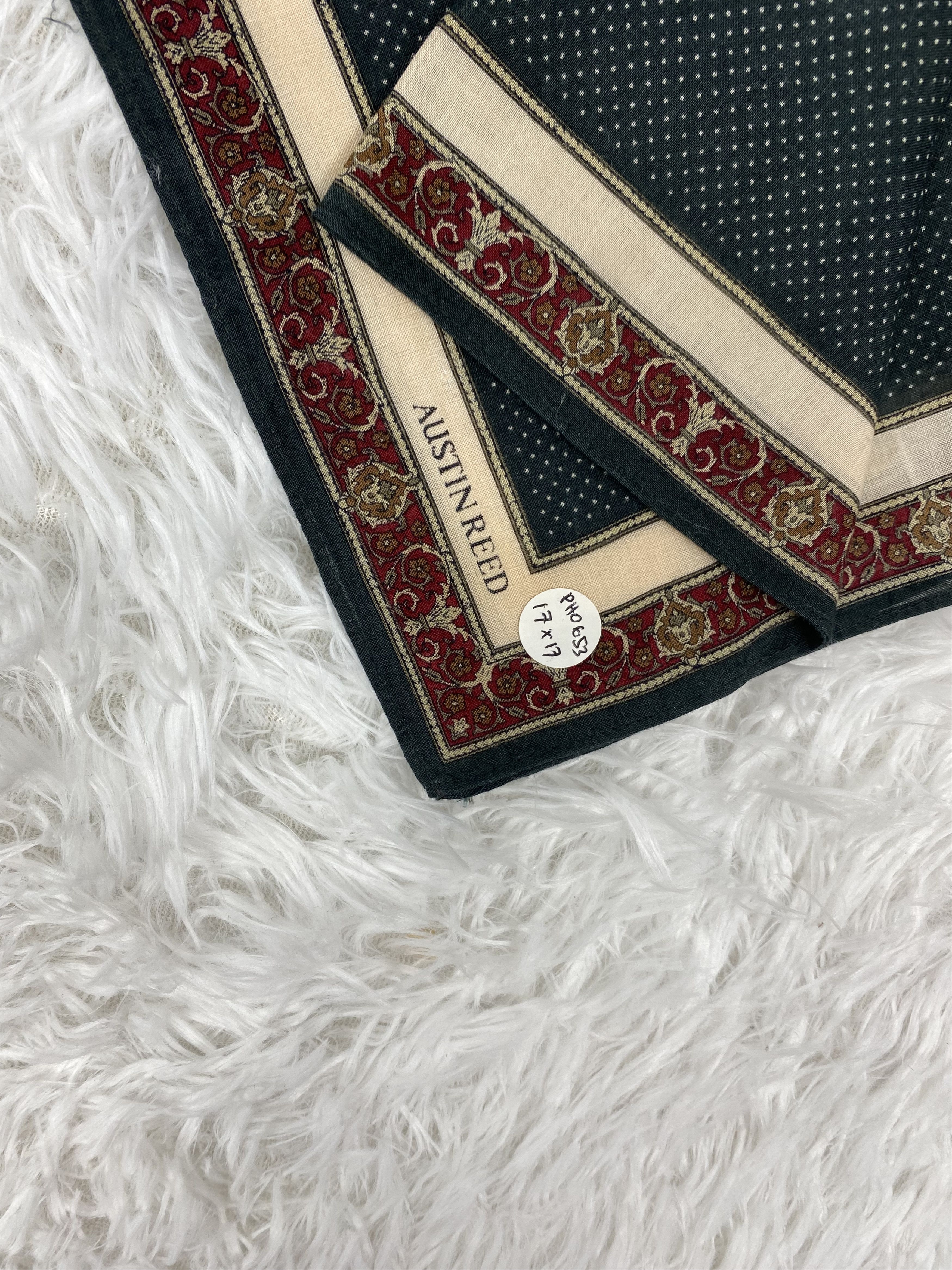 Austin Reed × Vintage Vintage Austin Reed Handkerchief Neckerchief PH0653 Size ONE SIZE - 2 Thumbnail