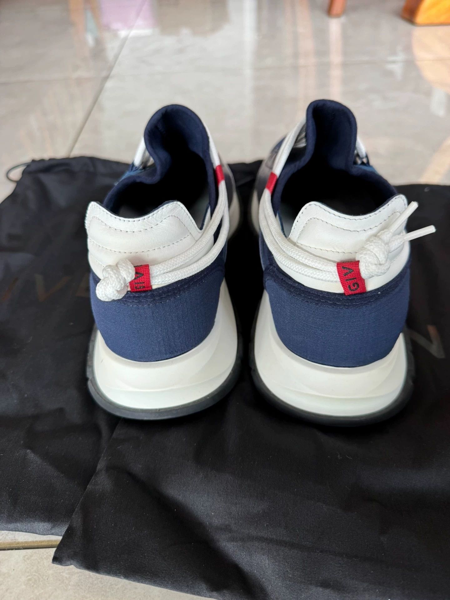 Givenchy Givenchy 23 Spectre 42 Deep Blue Worn Once Sneakers Size US 9 / EU 42 - 6 Thumbnail