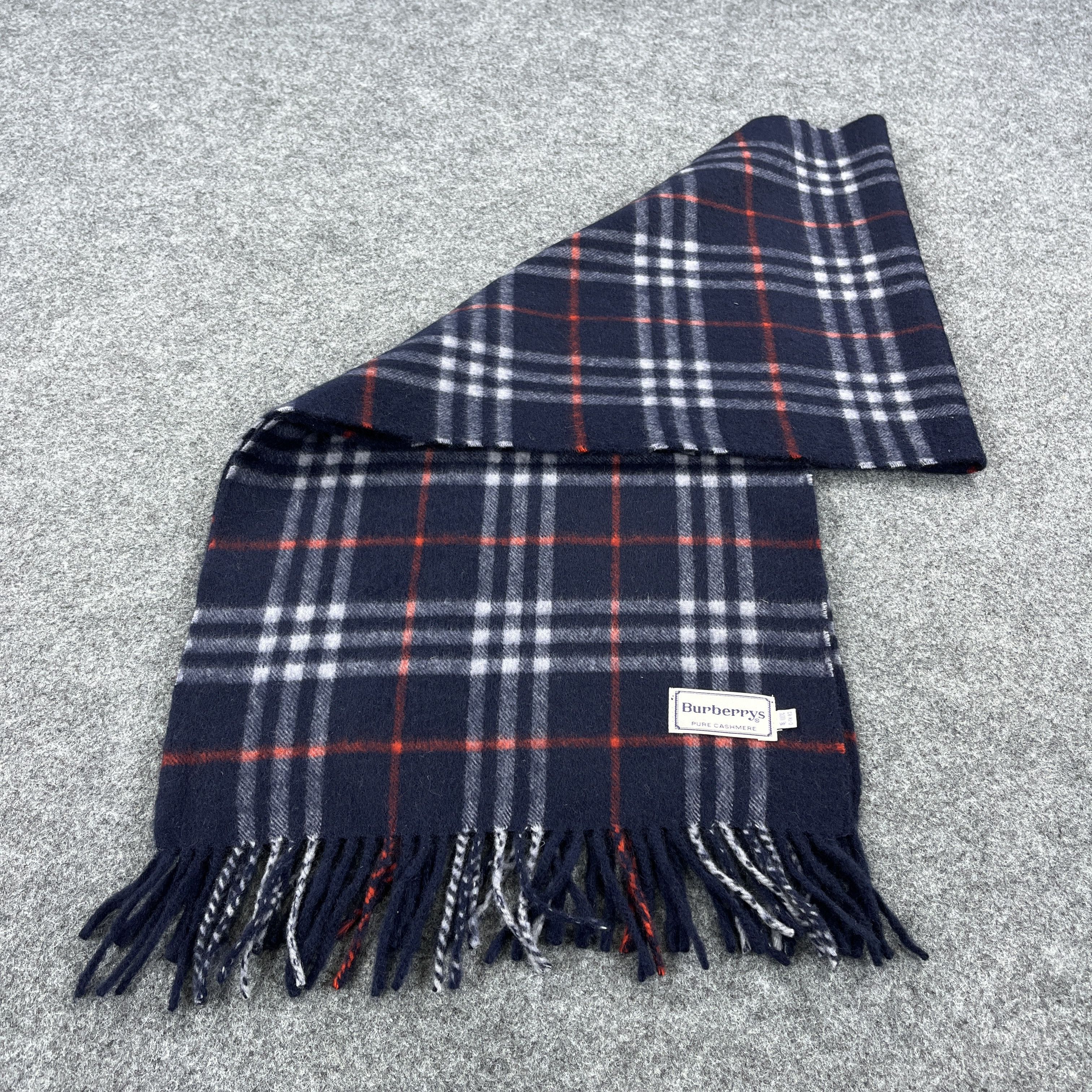 Burberry Burberrys Scarf / Muffler / Neckwear T1525 Size ONE SIZE - 4 Thumbnail