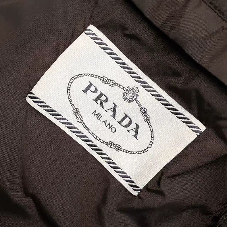 Prada Prada Iron triangle logo black nylon windbreaker jacket Size US XS / EU 42 / 0 - 4 Thumbnail