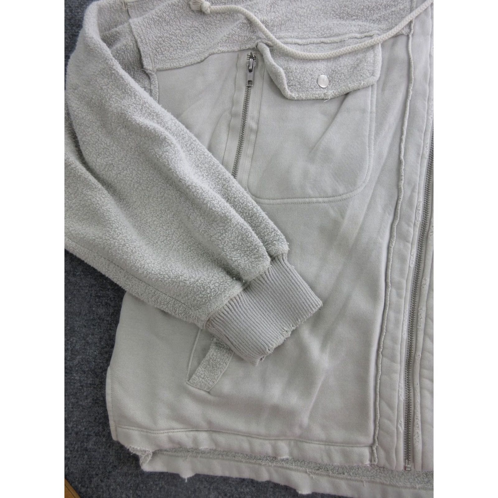 Vintage We The Free Hoodie Womens Large Gray Full Zip Pockets Fleece Sherpa Jacket Size L / US 10 / IT 46 - 3 Thumbnail