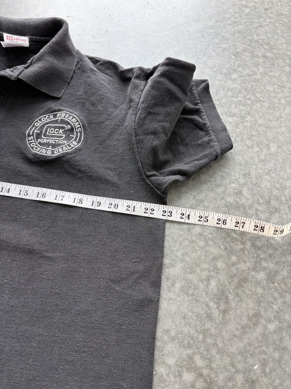 Vintage Vintage 90s Glock Firearms Polo Shirt Faded Black Size US L / EU 52-54 / 3 - 6 Thumbnail