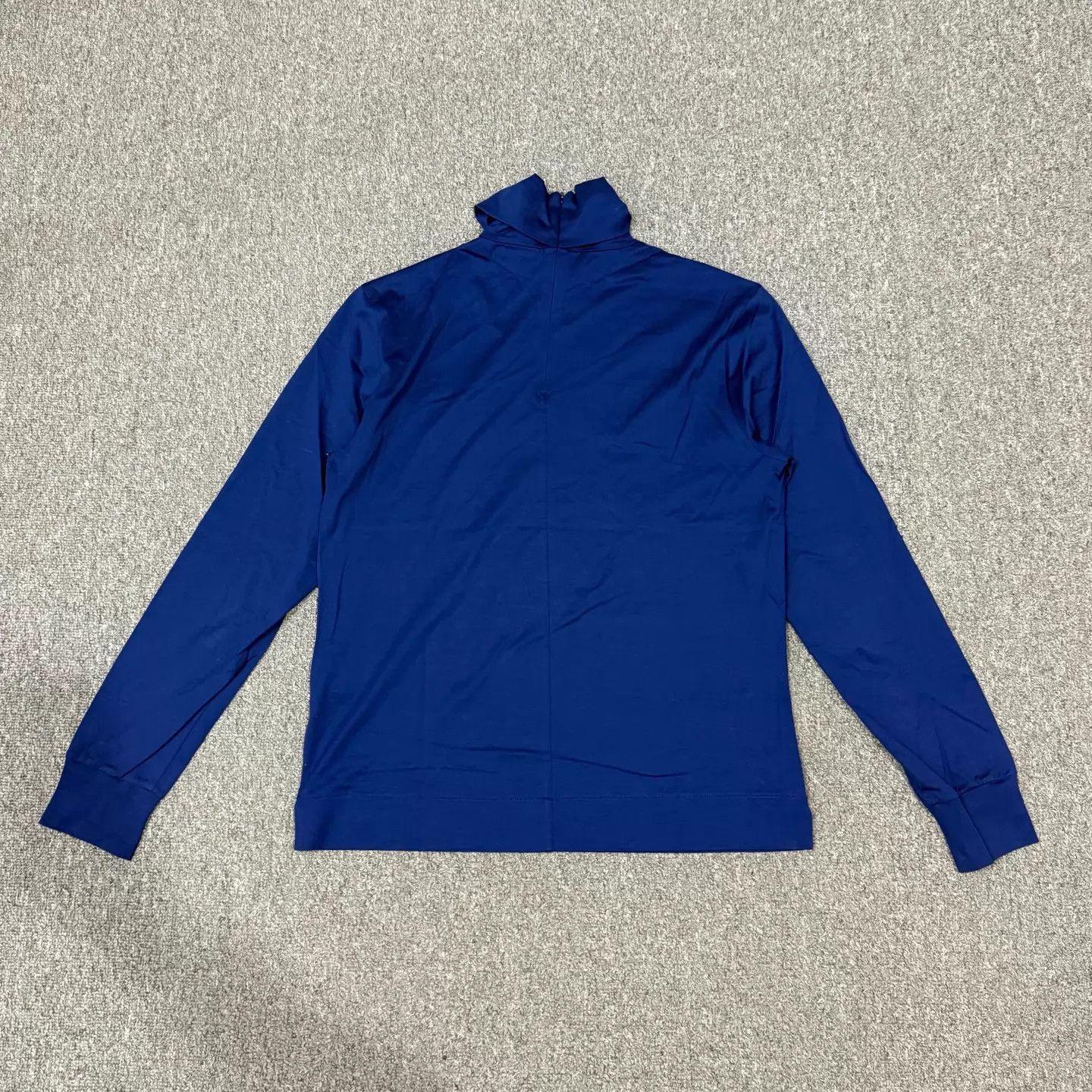 Prada Prada Blue Neck Triangle Logo Long Sleeve M Unused Size M / US 6-8 / IT 42-44 - 2 Thumbnail