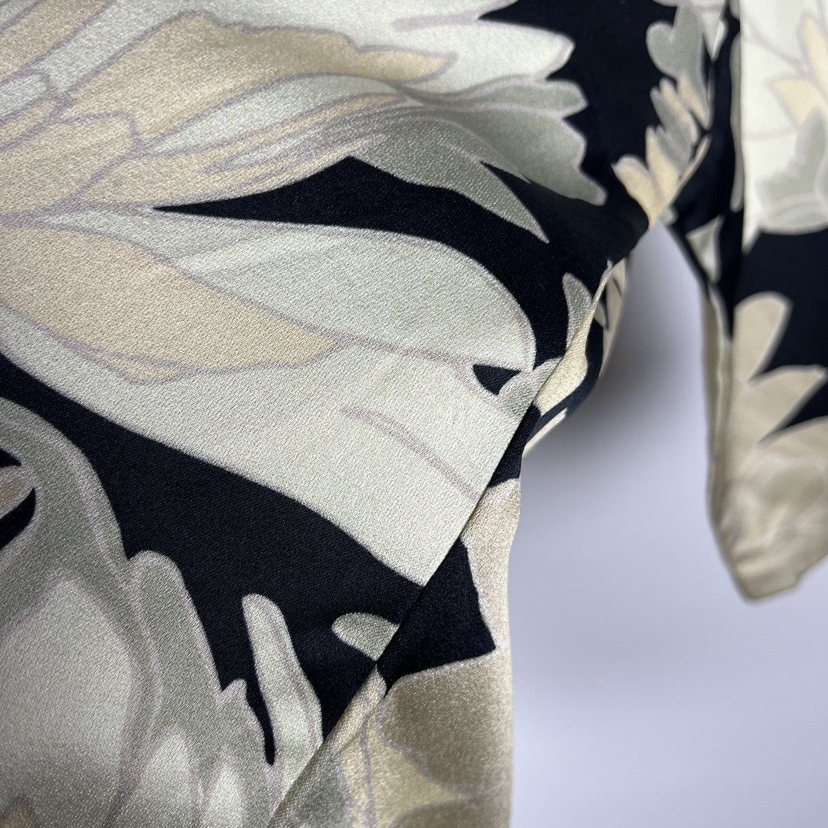 Dries Van Noten Designer Dries Van Nothen ladies floral blouse Size S / US 4 / IT 40 - 15 Thumbnail