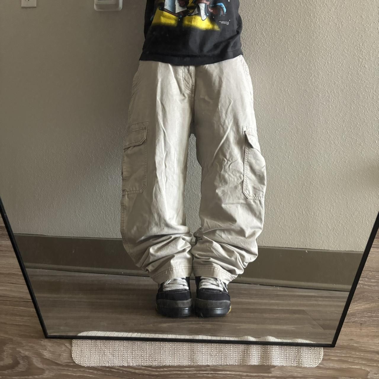 Crazy Vintage Y2K/2000s Baggy Cream Streetwear Skater Style Cargo Pants! 32x32