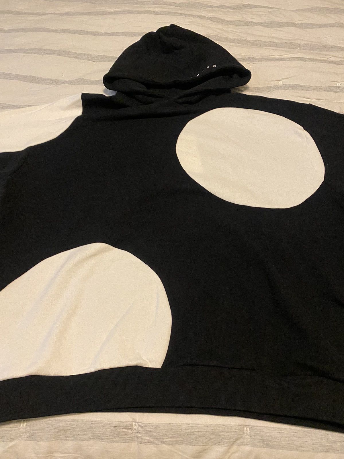 Marni Marni Oversized Polka Dot Hooded Sweatshirt Sz 54 NWT Size US XXL / EU 58 / 5 - 4 Thumbnail