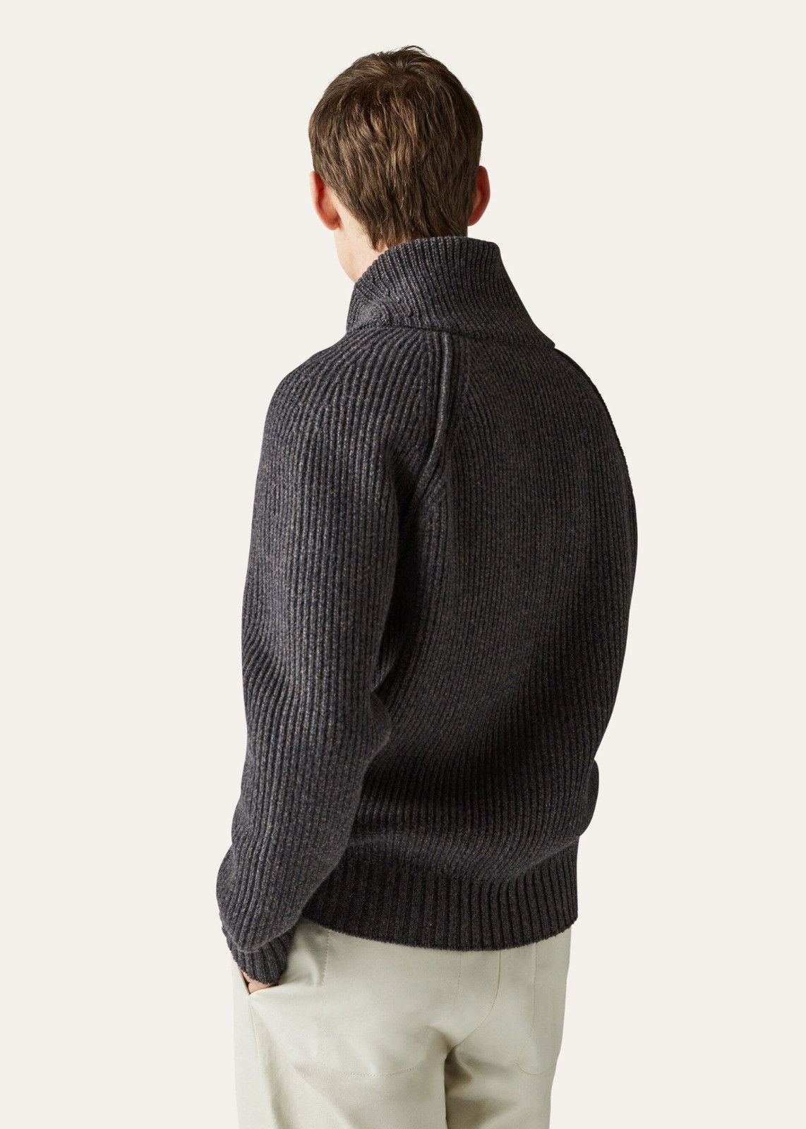 Loro Piana o1srvl11e1024 Scialle Archer Cashmere Sweater in Grey Size US XL / EU 56 / 4 - 2 Thumbnail