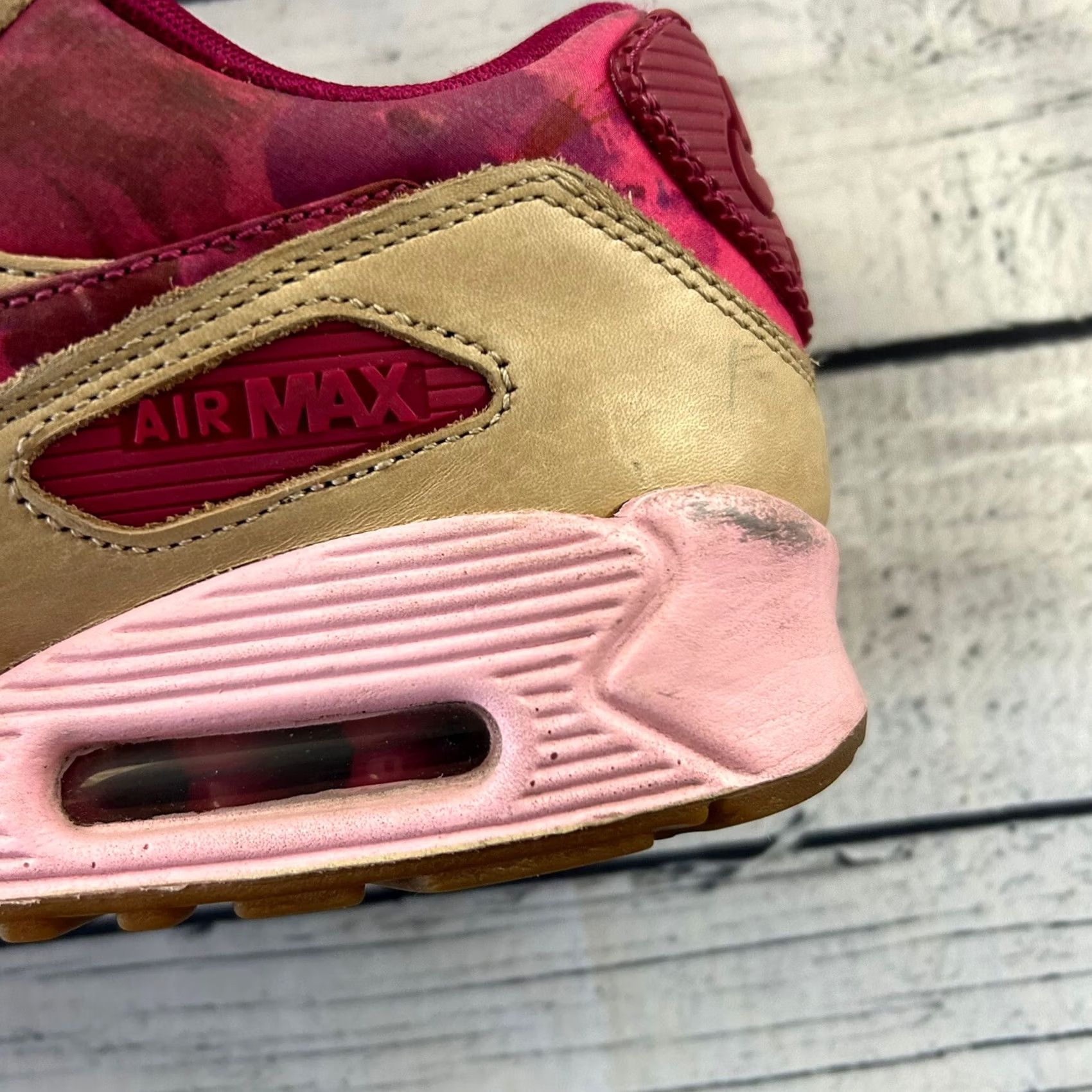 Nike Nike Air Max 90 Denise Eva Liberty of London US Womens 6 Sneakers - Multicolor 2012 - Nike Air Max - London Theme - Womens Shoes Size US 6 / IT 36 - 4 Thumbnail