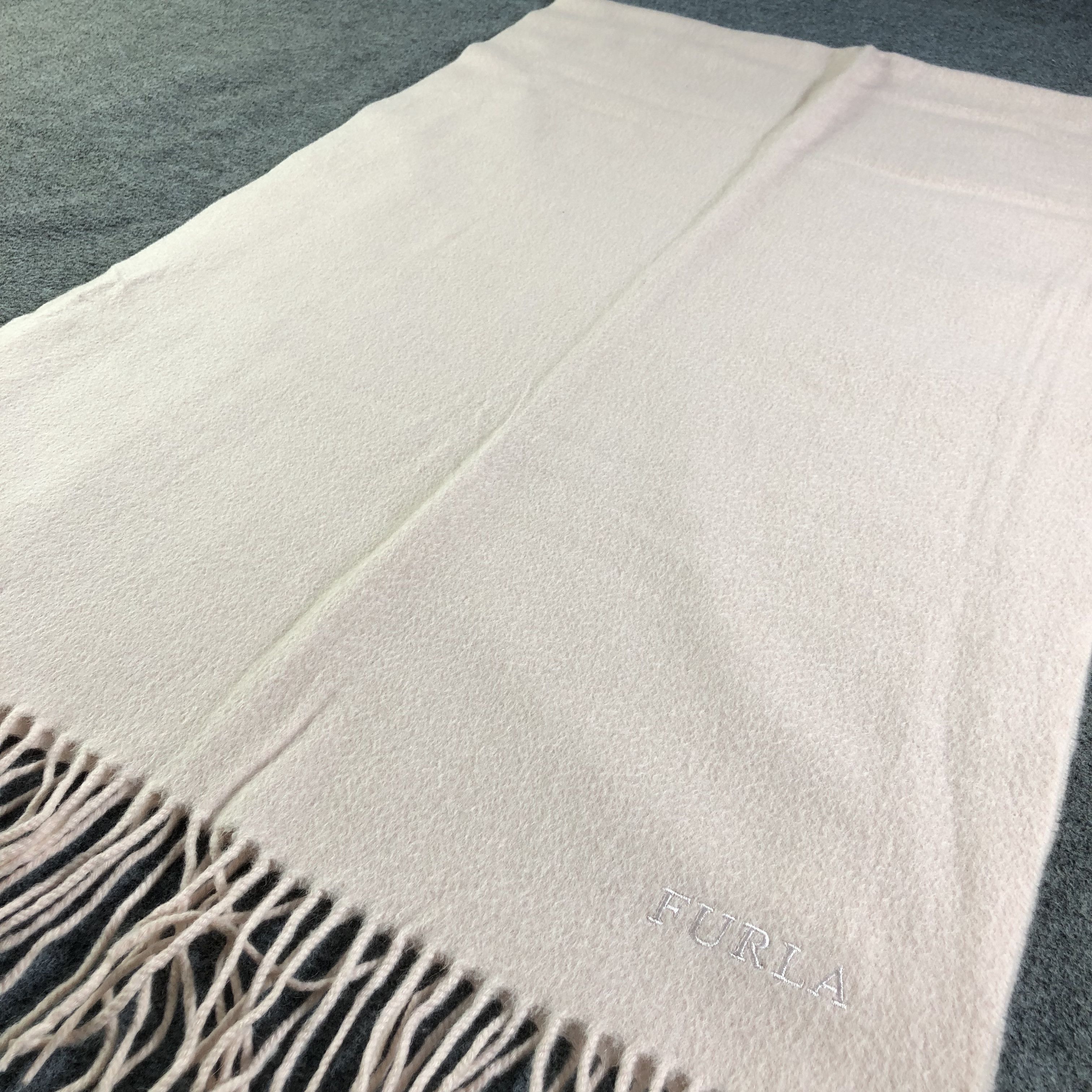 Furla Furla Oversized Cashmere Scarf Muffler V1807 Size ONE SIZE - 3 Thumbnail