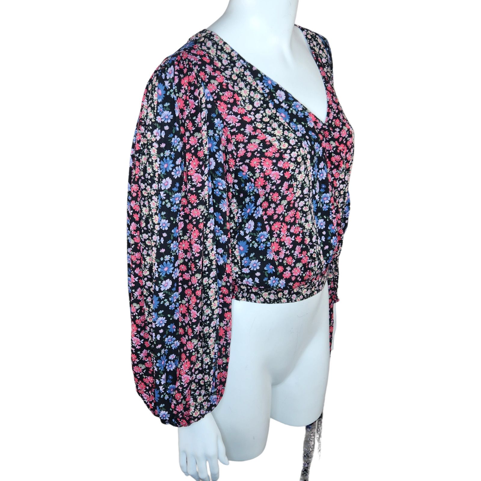American Eagle Outfitters American Eagle Womens Small Floral V-Neck Cottagecore Blouse Size S / US 4 / IT 40 - 7 Thumbnail