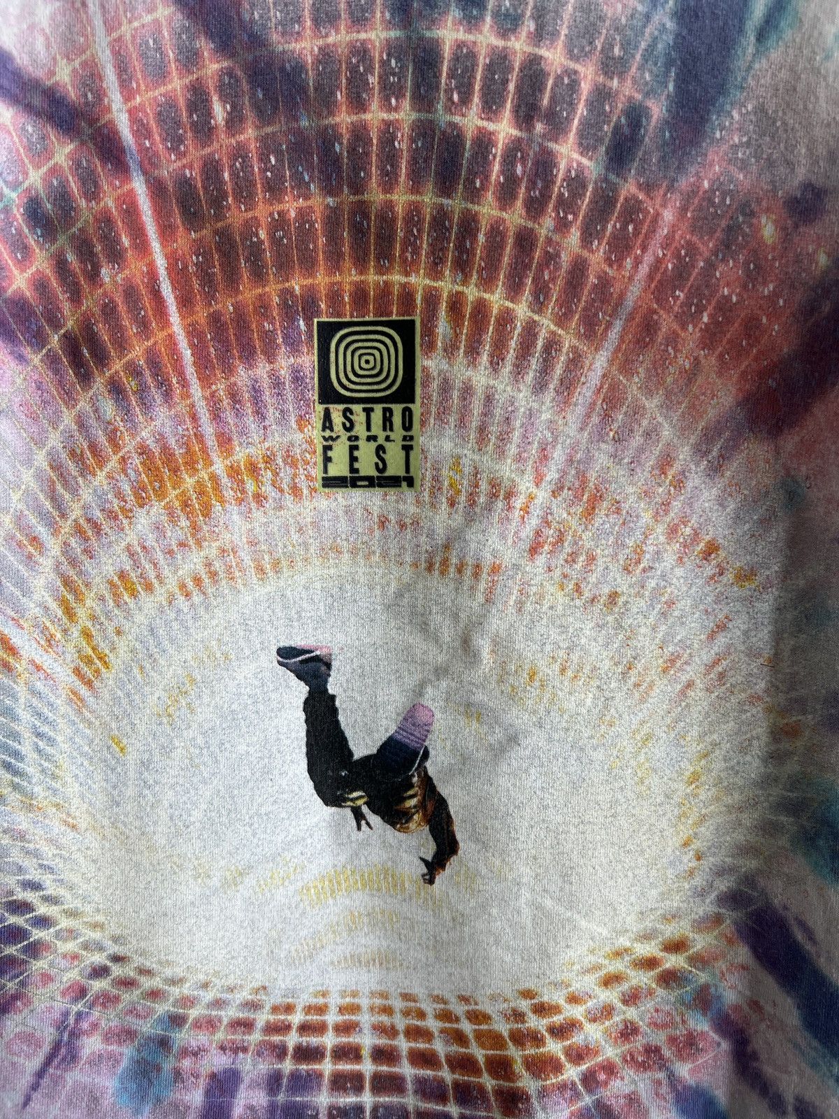Travis Scott Astroworld Fest Astrofest 21 tie dye tee Size US L / EU 52-54 / 3 - 4 Thumbnail