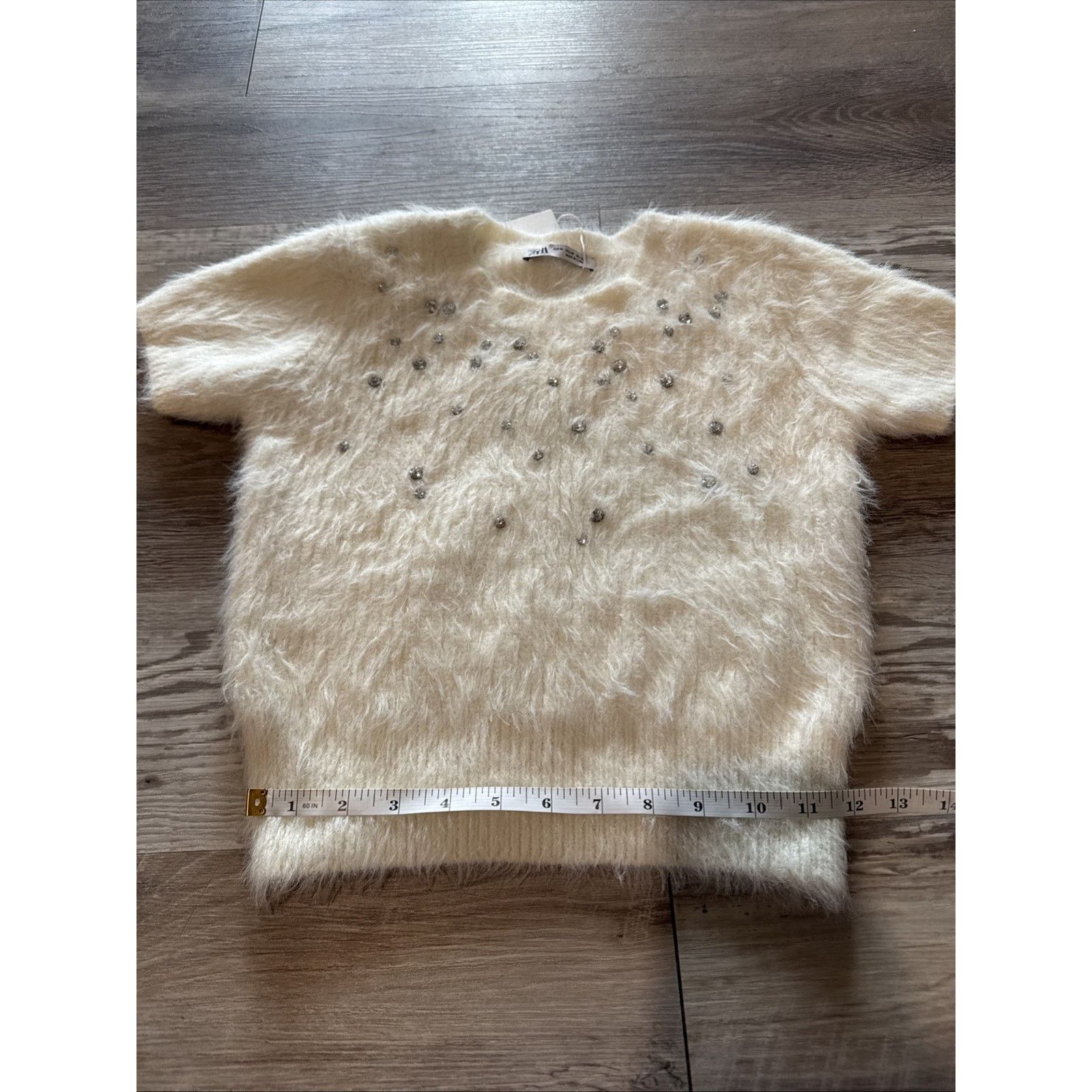 Zara NWT ZARA FAUX FUR JEWEL SWEATER White SIZE Medium Brand New Size M / US 6-8 / IT 42-44 - 4 Thumbnail