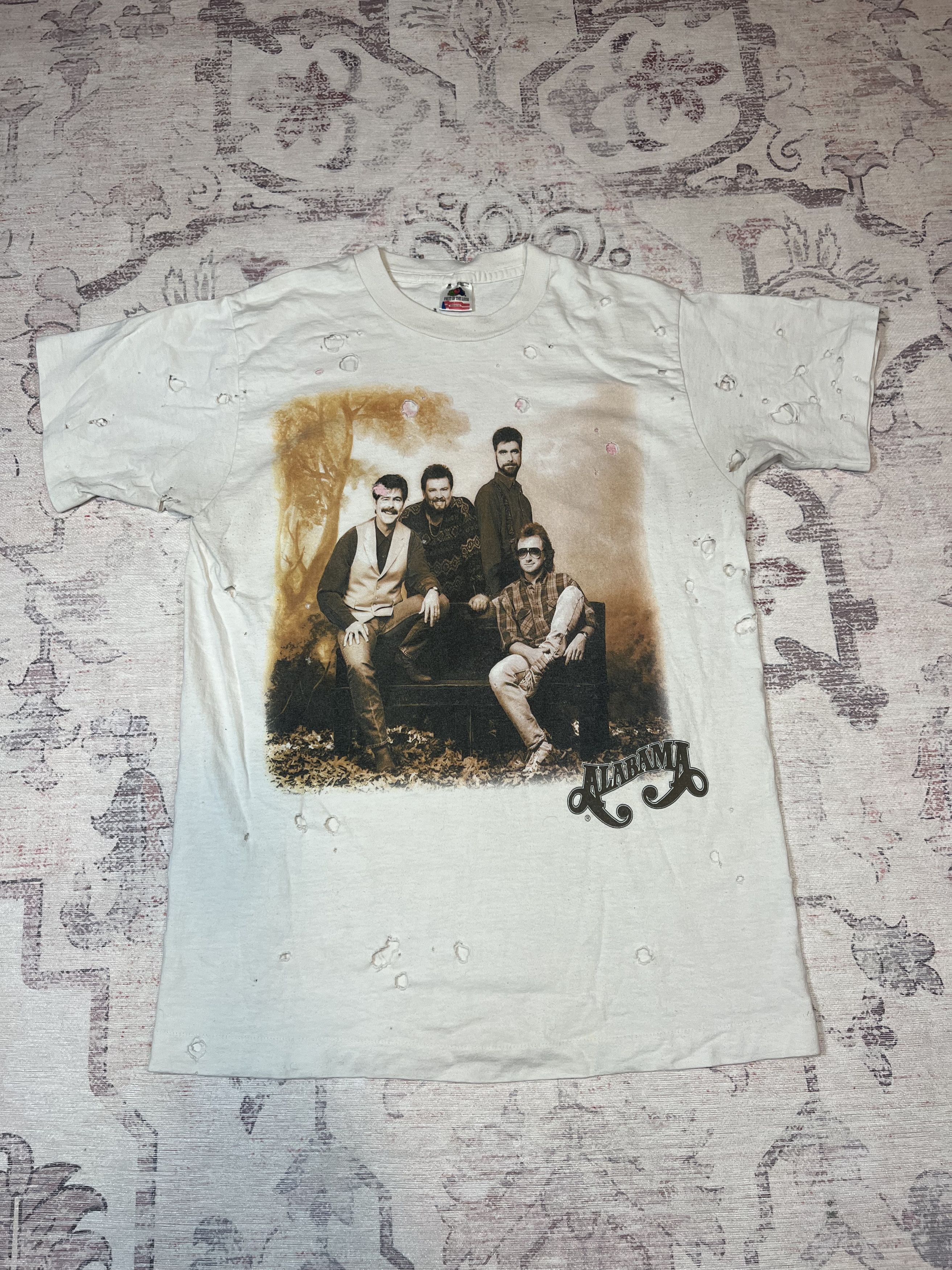 Band Tees Vintage 90's Thrashed Alabama Country Music Tour Band Tee Size US M / EU 48-50 / 2 - 1 Thumbnail