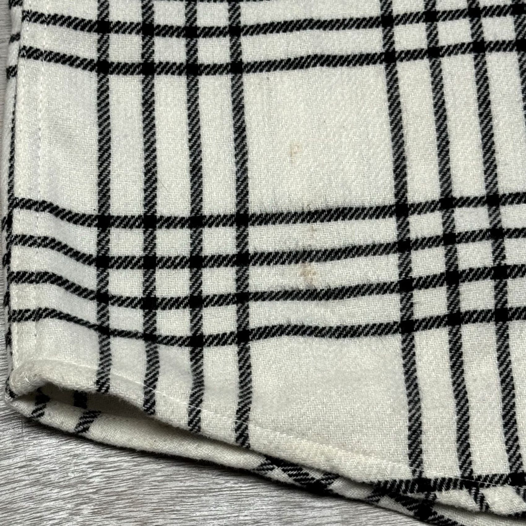 H&M H&M Heavyweight Flannel Shirt Shacket Men’s M Black & White Plaid Button-Up Casual Size US M / EU 48-50 / 2 - 8 Thumbnail