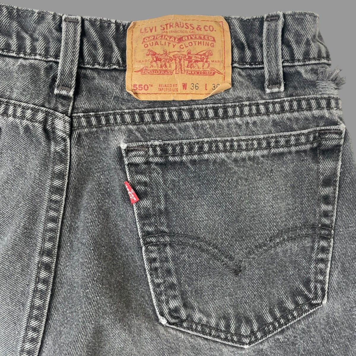 Levi's × Vintage Vintage 90s Levi’s faded black denim jeans Size US 32 / EU 48 - 5 Thumbnail