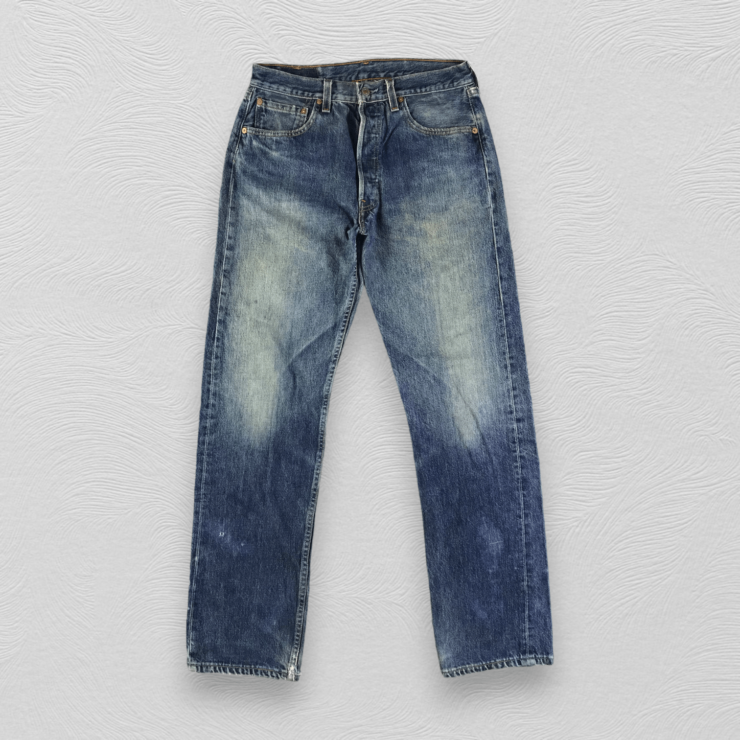 Levi's Vintage Levis 501 Jeans Faded Blue Denim KJ2502 Size US 30 / EU 46 - 1 Thumbnail