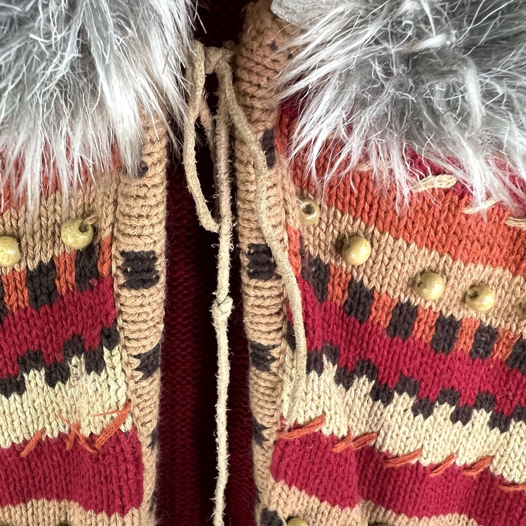 Vintage VTG Vintage Vest Open Knit Fur Trim Beaded Fair Isle Red Womens M Sleeveless V-Neck 90s Boho Grunge Theme Size M / US 6-8 / IT 42-44 - 4 Thumbnail