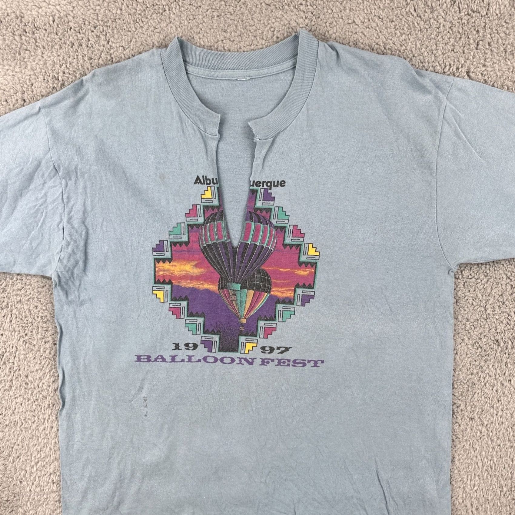 Vintage VINTAGE 1997 Albuquerque Balloon Fiesta T Shirt Distressed Blue Cotton V neck Men L Graphic Tee Size US L / EU 52-54 / 3 - 3 Thumbnail