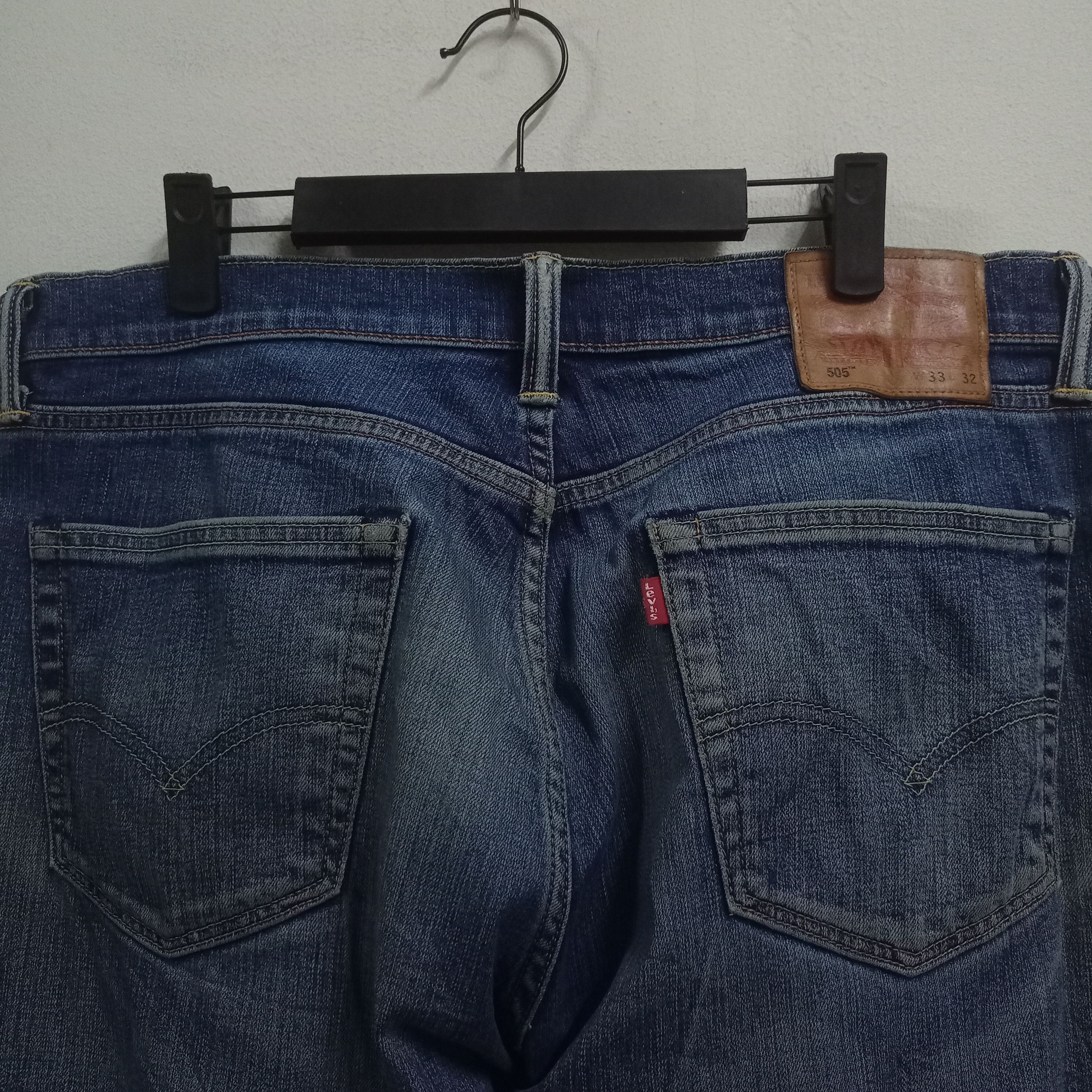 Levi's Vintage Levis 505 Blue Wash Distressed Ripped Baggy Jeans Size US 36 / EU 52 - 7 Thumbnail