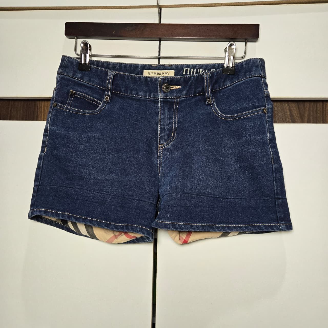 Burberry Burberry London "Thurleston" Vintage Nova Check Cuff Denim Size 25" / US 0 / IT 36 - 7 Thumbnail