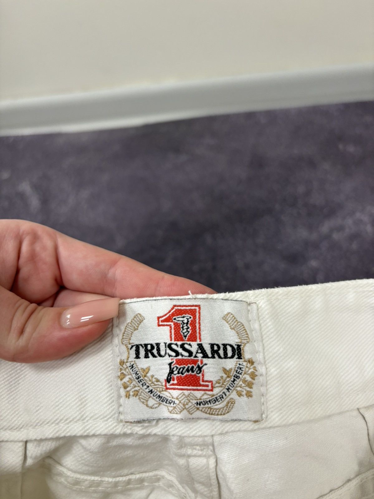 Trussardi Vintage Trussardi Women’s White Logo Luxury Tapered Jeans Size 28" / US 6 / IT 42 - 20 Thumbnail