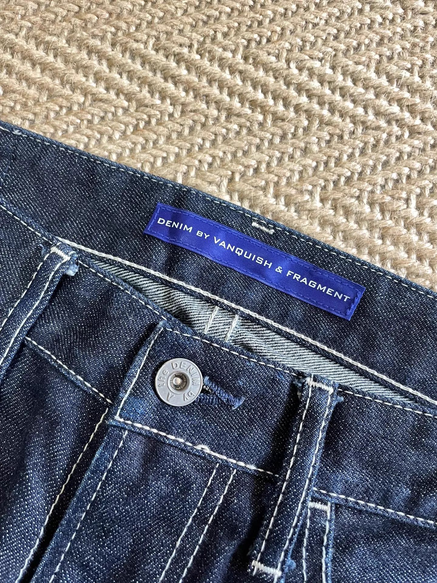 Vanquish VANQUISH x FRAGMENT Golden Lightning Raw Denim W30 Size US 30 / EU 46 - 5 Thumbnail