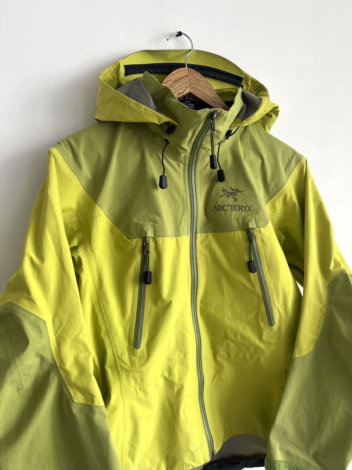 Arc'teryx 🔥Vintage Arcteryx Beta AR 2007 Wasabi Gore-Tex XCR Jacket Size S / US 4 / IT 40 - 2 Thumbnail